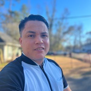 Meet your Posher, Roberto